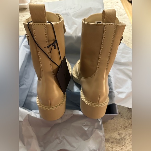 Prada Brushed-leather and Re-Nylon boots, size 39 beige - Picture 5 of 12